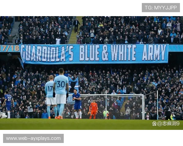 国米邓弗里斯头球发力，皮球坠入网内：从传中到致胜的一记瞬间