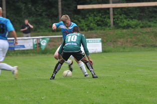 爱游戏综合娱乐-英超球队基于运动表现数据的战术布置调整案例，英超战术分析